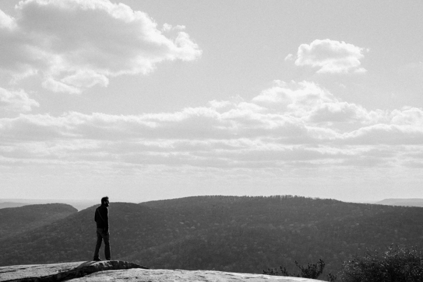Jeff Larson stands on the edge of Bear Mountain on November 13, 2015. ©Leda Costa